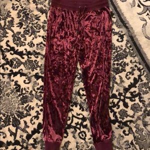 Besty Johnson Velvet joggers